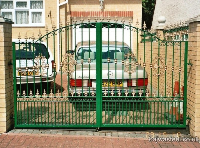 driveway swing gates Wimbledon